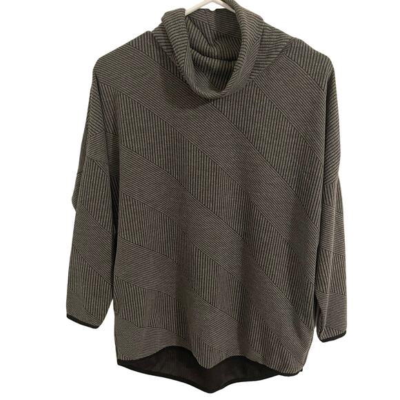 Spalding long sleeve comfy sweatshirt top women’s size medium cozy fall soft - Picture 1 of 3